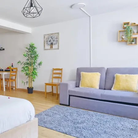 Big Flat Center Rossio Downtown 아파트 *