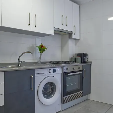 Big Flat Center Rossio Downtown 아파트 *