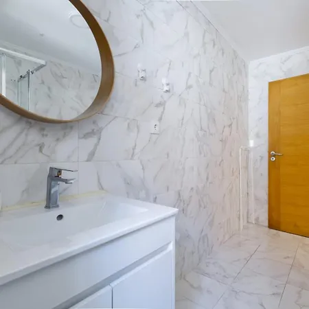 Big Flat Center Rossio Downtown 아파트 *
